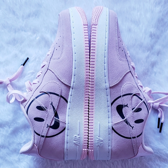 New Youth Or Womens equivalent size 8.5 Nike AF1 - Picture 6 of 8